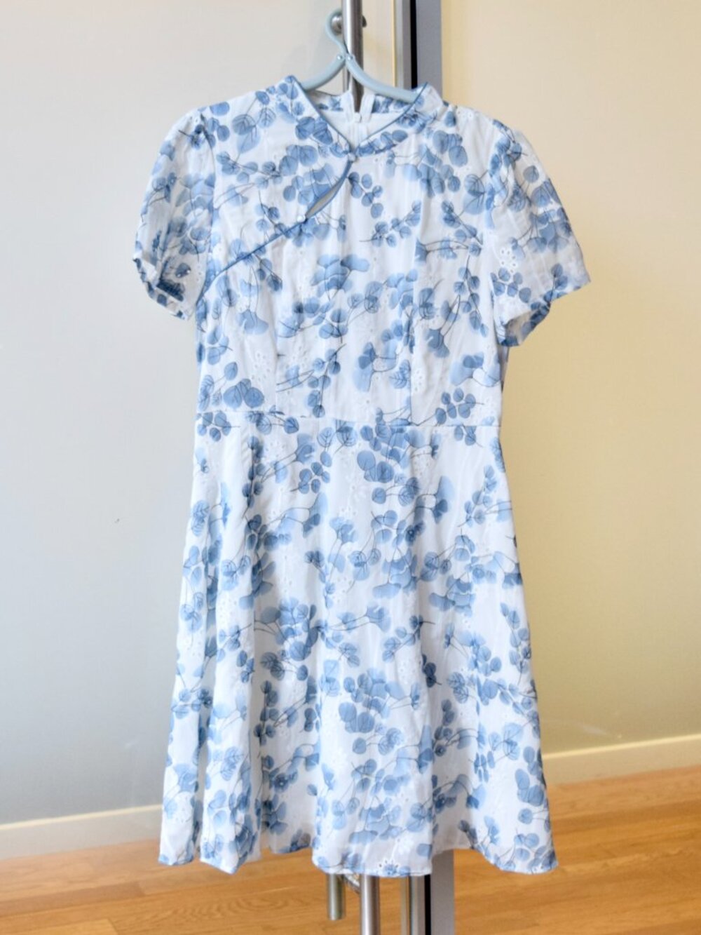 White Blue Flora Cutwork Chiffon Qipao Dress - Chinese Traditional Cheongsam